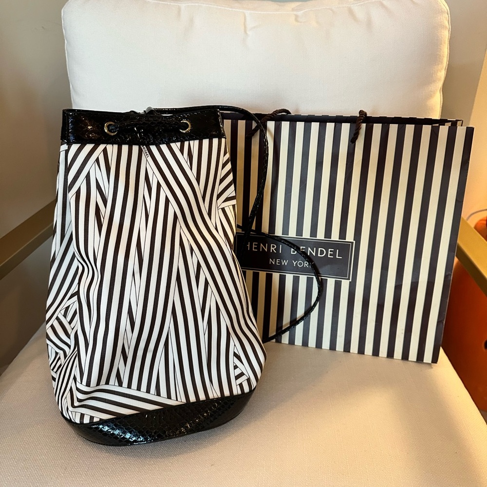 HENRI BENDEL BUCKET BAG BACKPACK CANVAS AND SNAKESKIN BAG